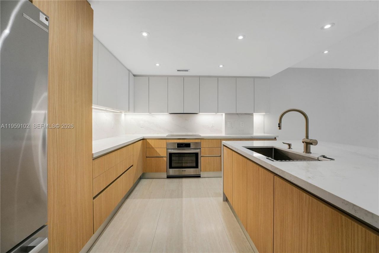 151 Crandon Blvd, Unit 136, Key Biscayne, FL 33149 Photo