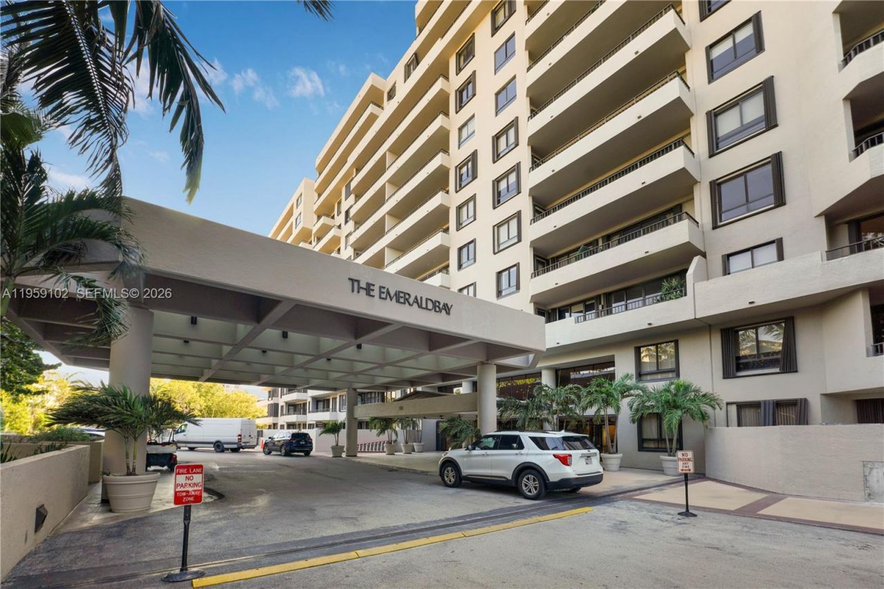 151 Crandon Blvd, Unit 136, Key Biscayne, FL 33149 Photo