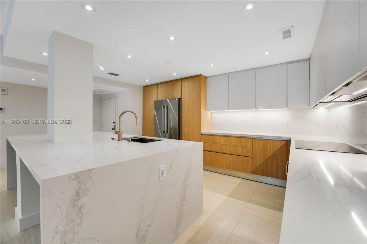 151 Crandon Blvd, Unit 136, Key Biscayne, FL 33149 Photo