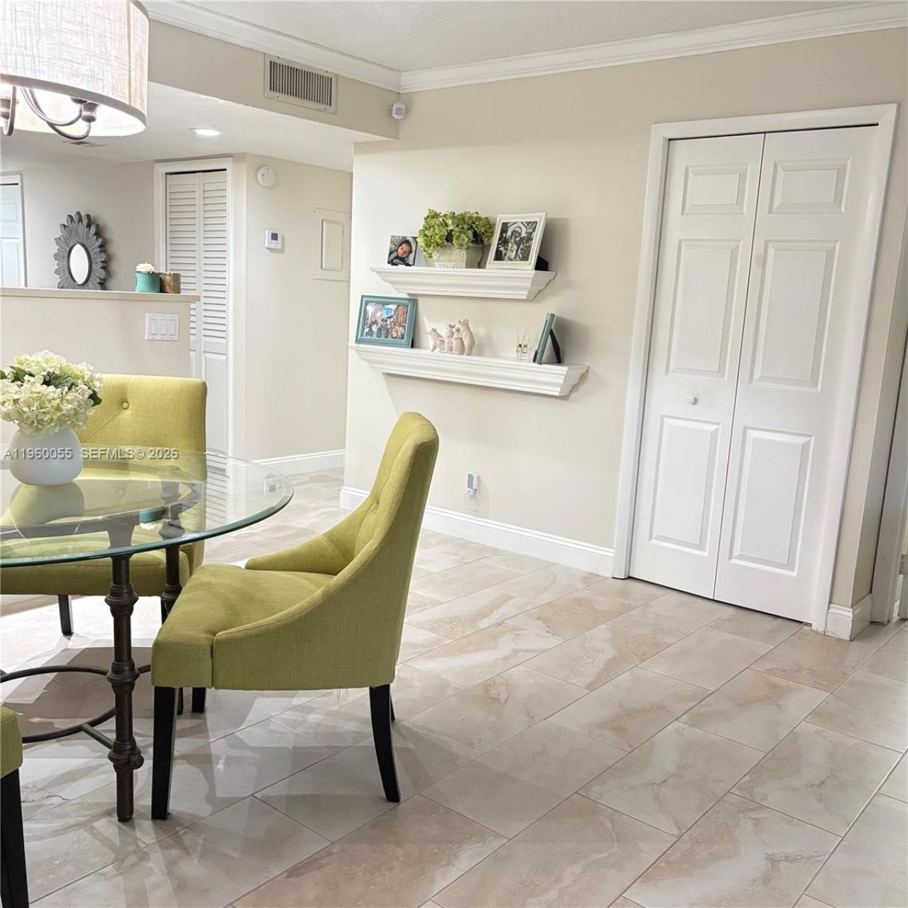 437 Lakeview Dr, Unit 104, Weston, FL 33326 Photo