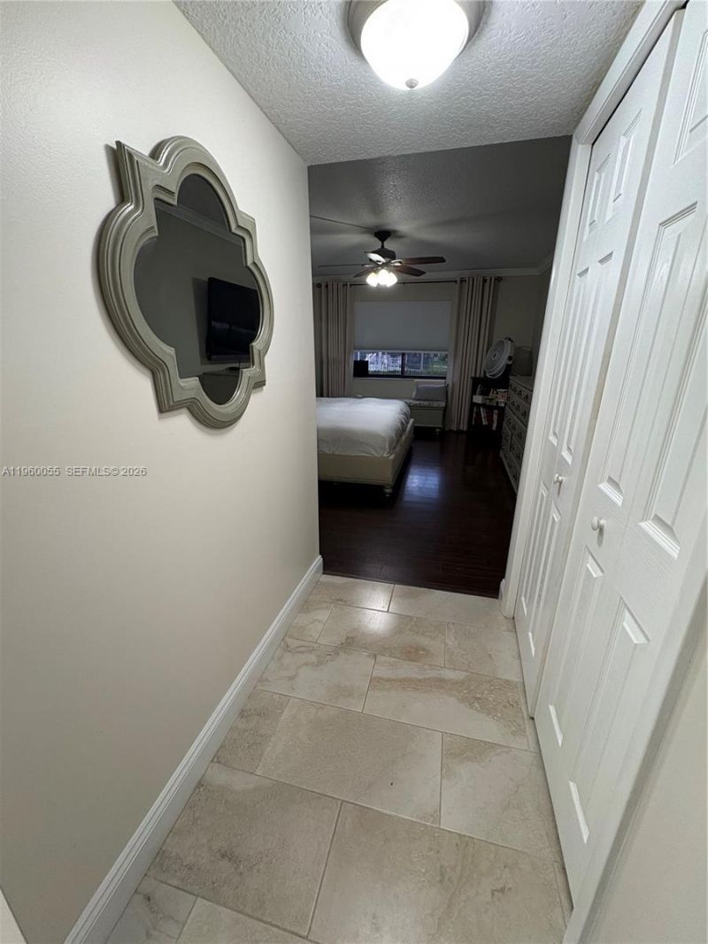 437 Lakeview Dr, Unit 104, Weston, FL 33326 Photo