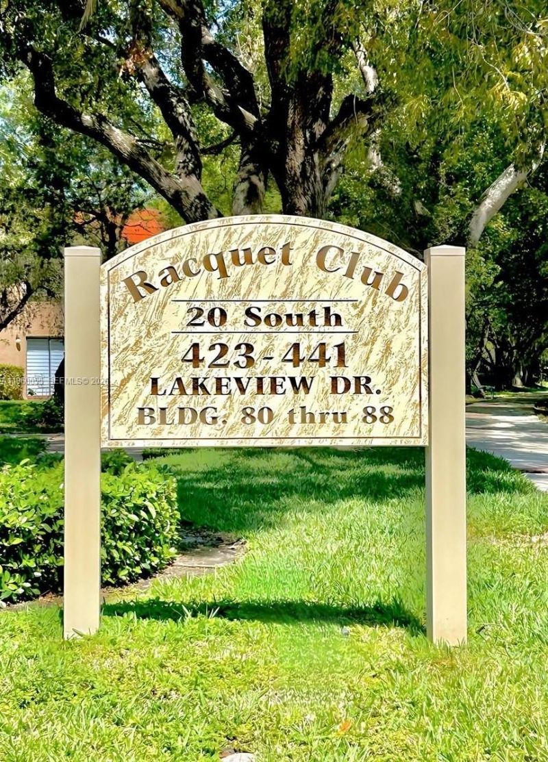 437 Lakeview Dr, Unit 104, Weston, FL 33326 Photo