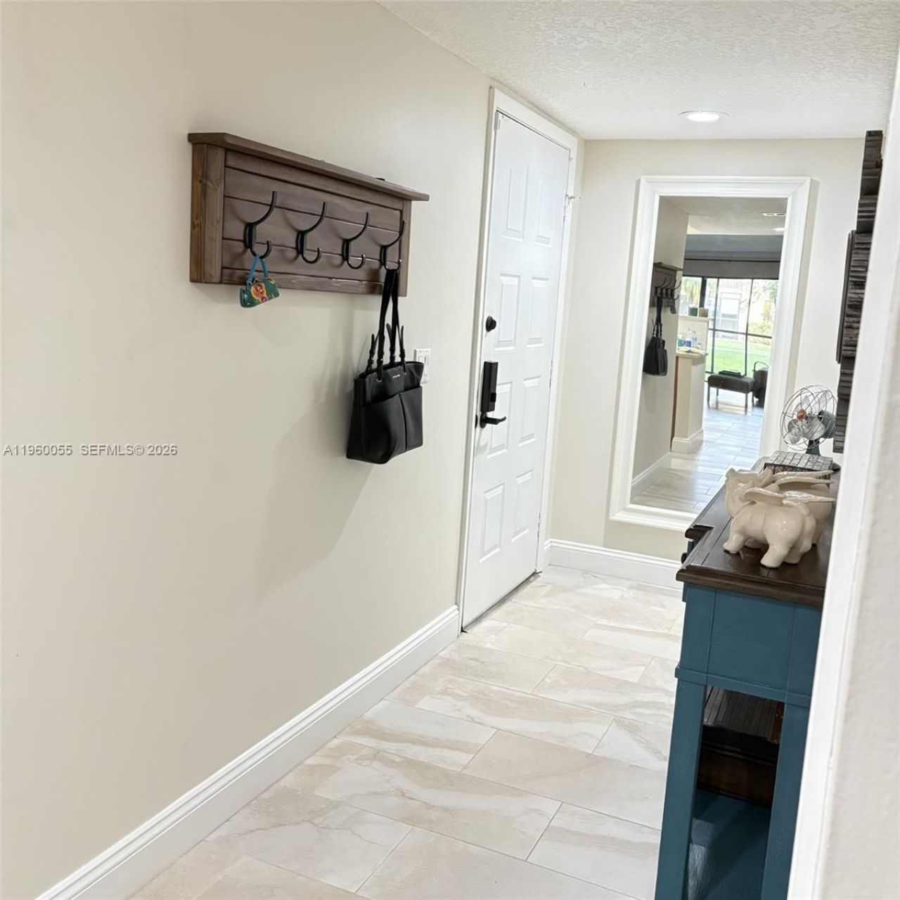 437 Lakeview Dr, Unit 104, Weston, FL 33326 Photo