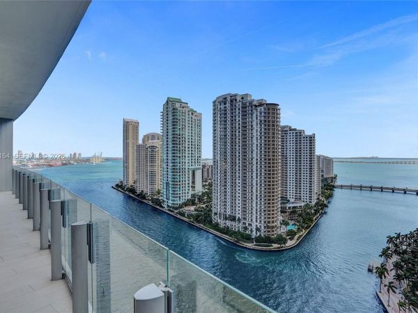 300 Biscayne Boulevard Way, Unit 2105W, Miami, FL 33131