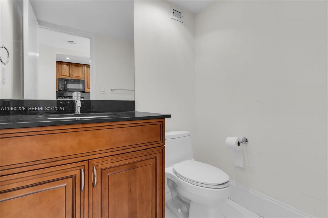 1901 Brickell Ave, Unit B805, Miami, FL 33129 Photo