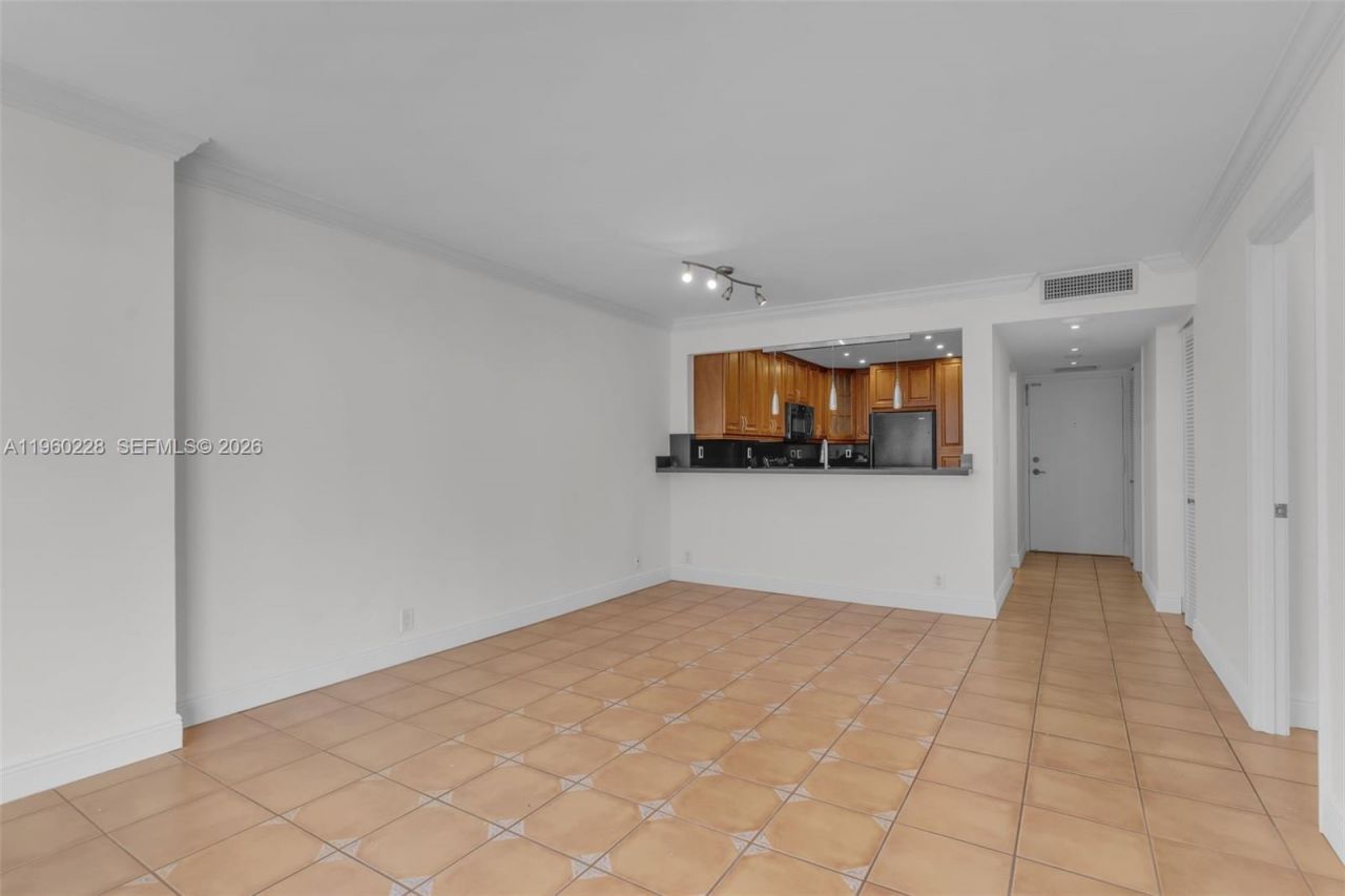 1901 Brickell Ave, Unit B805, Miami, FL 33129 Photo