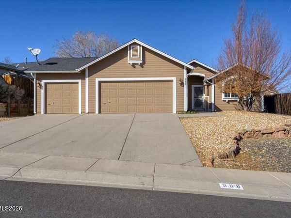 888 Vista Park Drive, Carson City, NV 89705