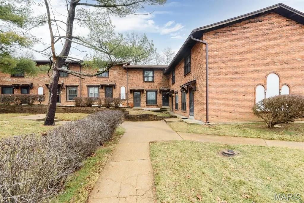 1278 North And South Road, Unit 1278, Saint Louis, MO 63130 Main Photo