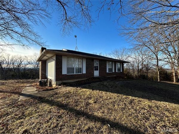 314 County Road 212, Linn, MO 65051