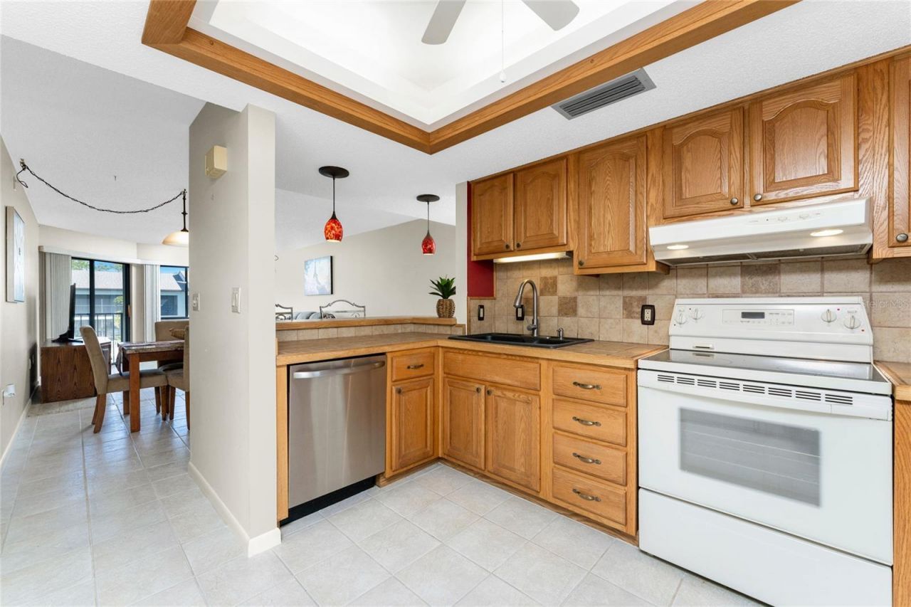 301 Islamorada Boulevard, Unit 22B, Punta Gorda, FL 33955 Photo