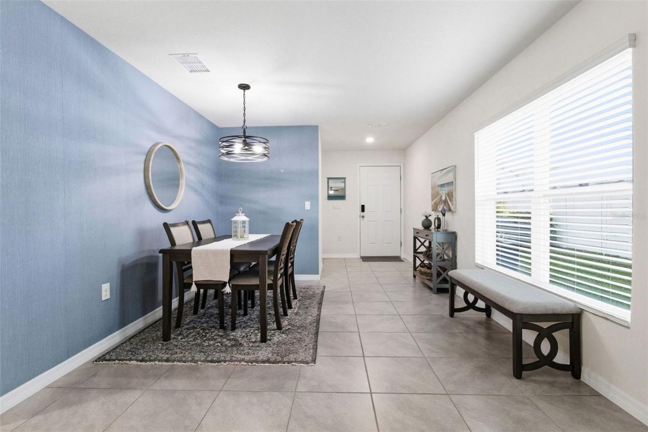 3718 Mannered Gold Avenue, Bradenton, FL 34208 Photo