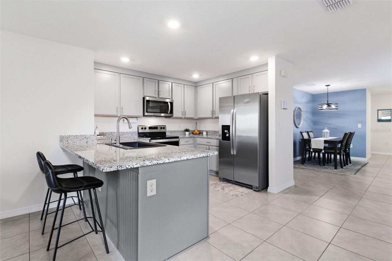 3718 Mannered Gold Avenue, Bradenton, FL 34208 Photo