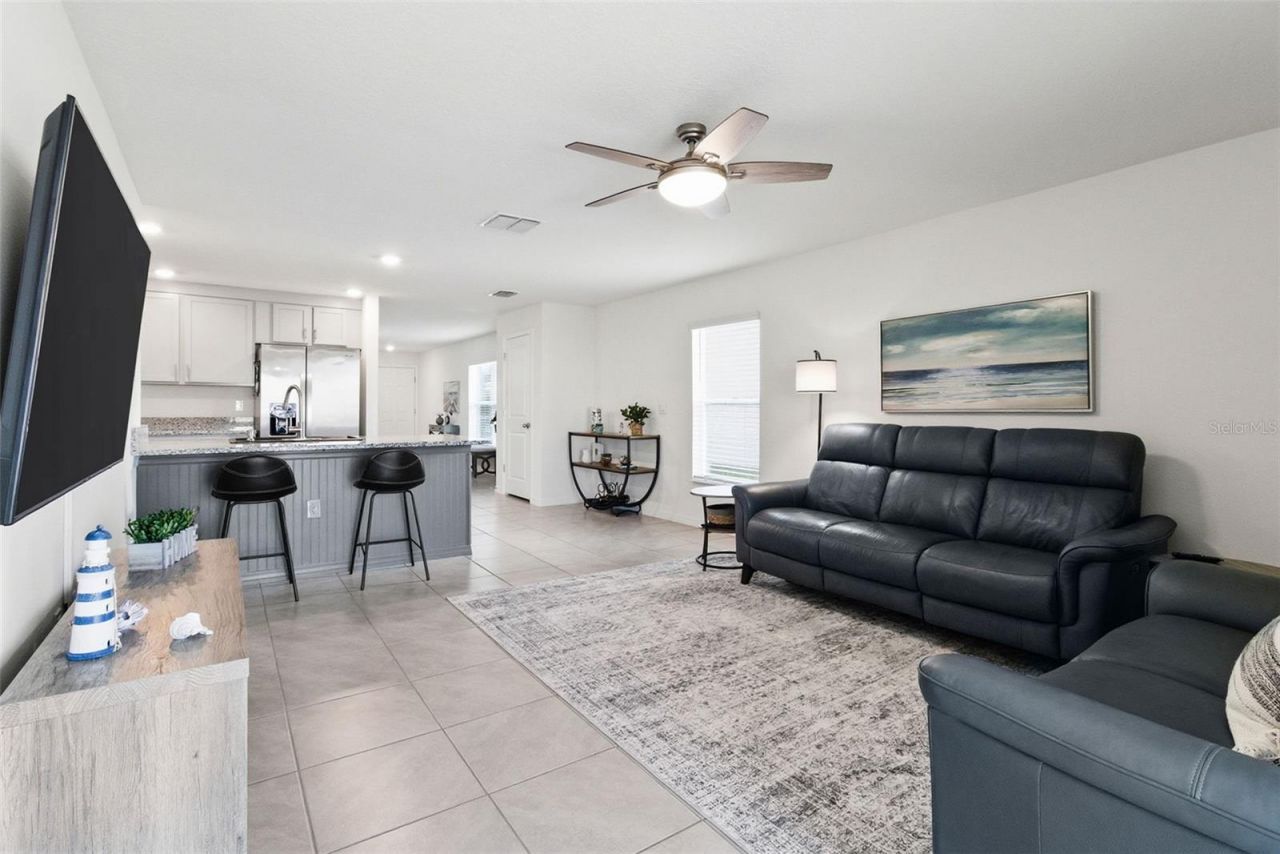 3718 Mannered Gold Avenue, Bradenton, FL 34208 Photo