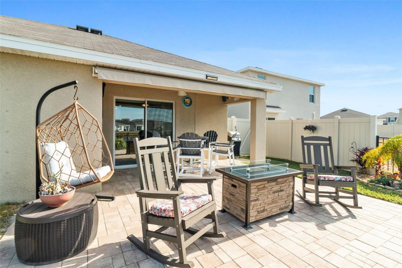 3718 Mannered Gold Avenue, Bradenton, FL 34208 Photo