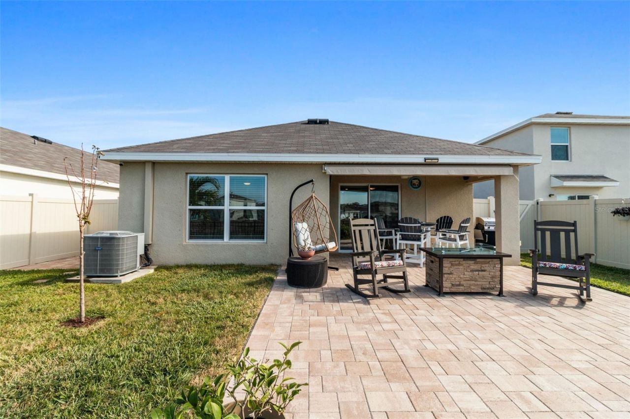 3718 Mannered Gold Avenue, Bradenton, FL 34208 Photo