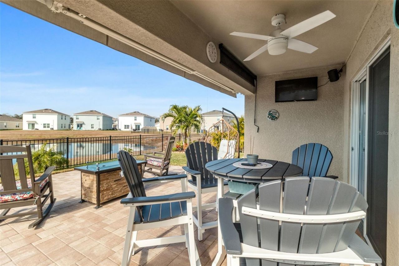 3718 Mannered Gold Avenue, Bradenton, FL 34208 Photo