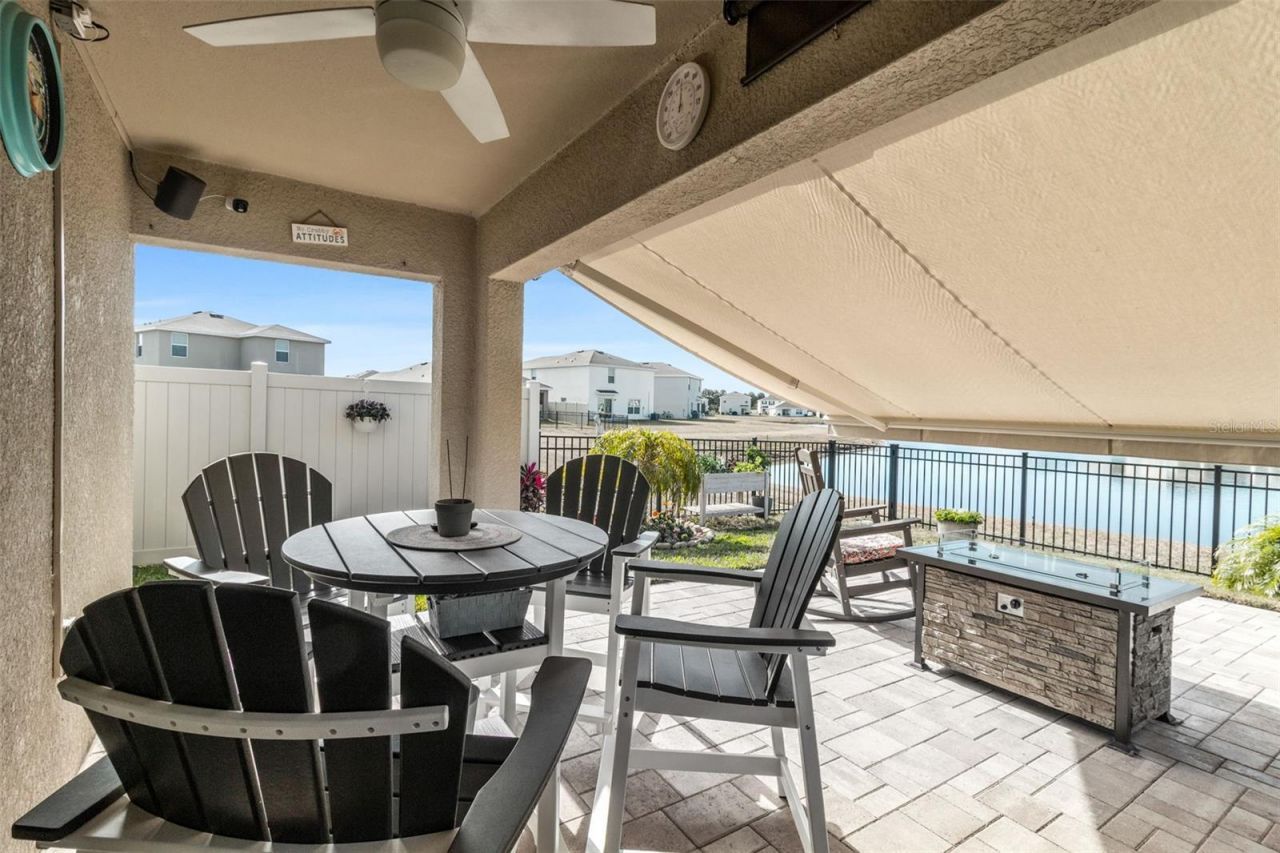 3718 Mannered Gold Avenue, Bradenton, FL 34208 Photo