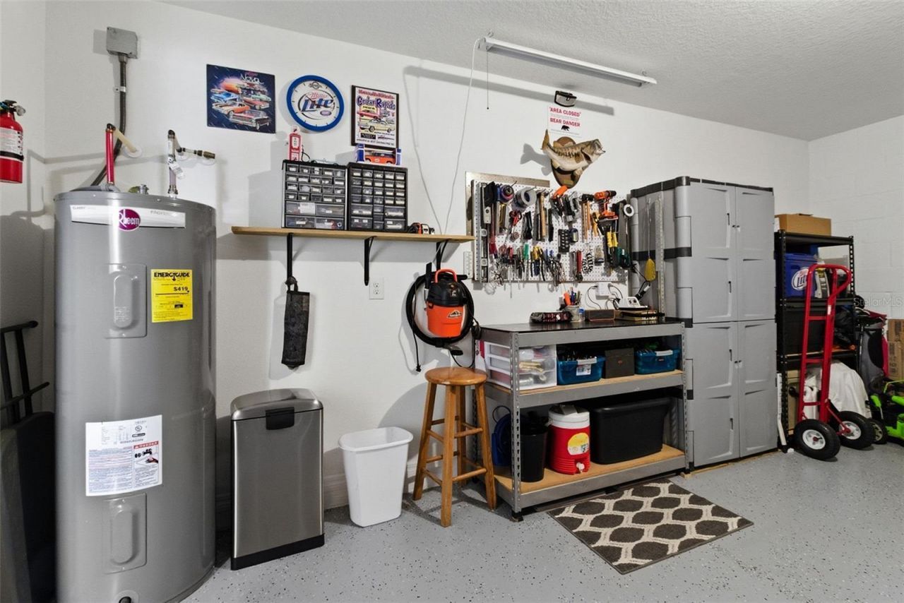 3718 Mannered Gold Avenue, Bradenton, FL 34208 Photo