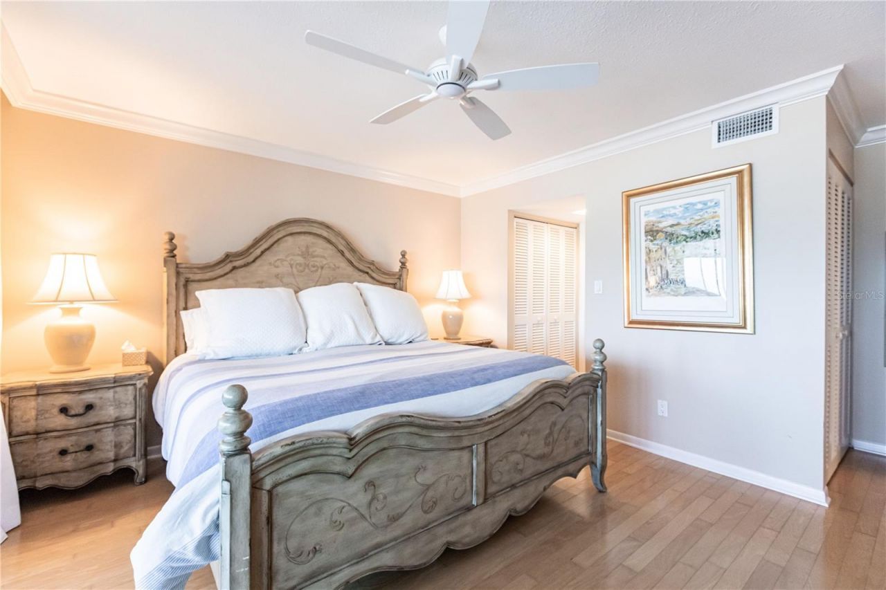 1055 W Peppertree Drive, Unit 703AA, Sarasota, FL 34242 Photo