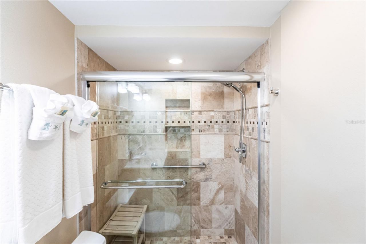 1055 W Peppertree Drive, Unit 703AA, Sarasota, FL 34242 Photo