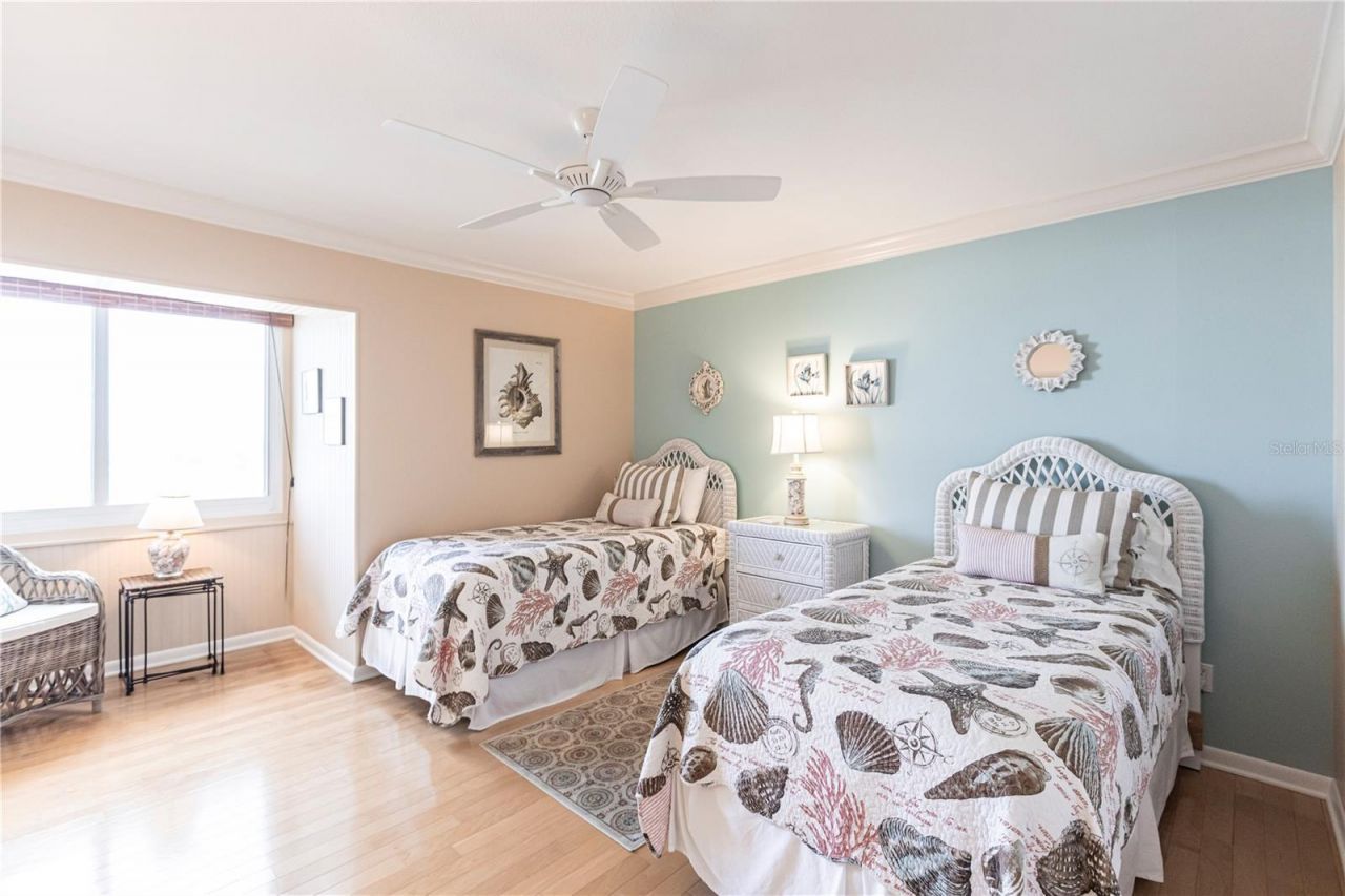 1055 W Peppertree Drive, Unit 703AA, Sarasota, FL 34242 Photo