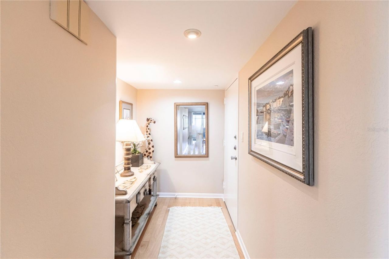 1055 W Peppertree Drive, Unit 703AA, Sarasota, FL 34242 Photo