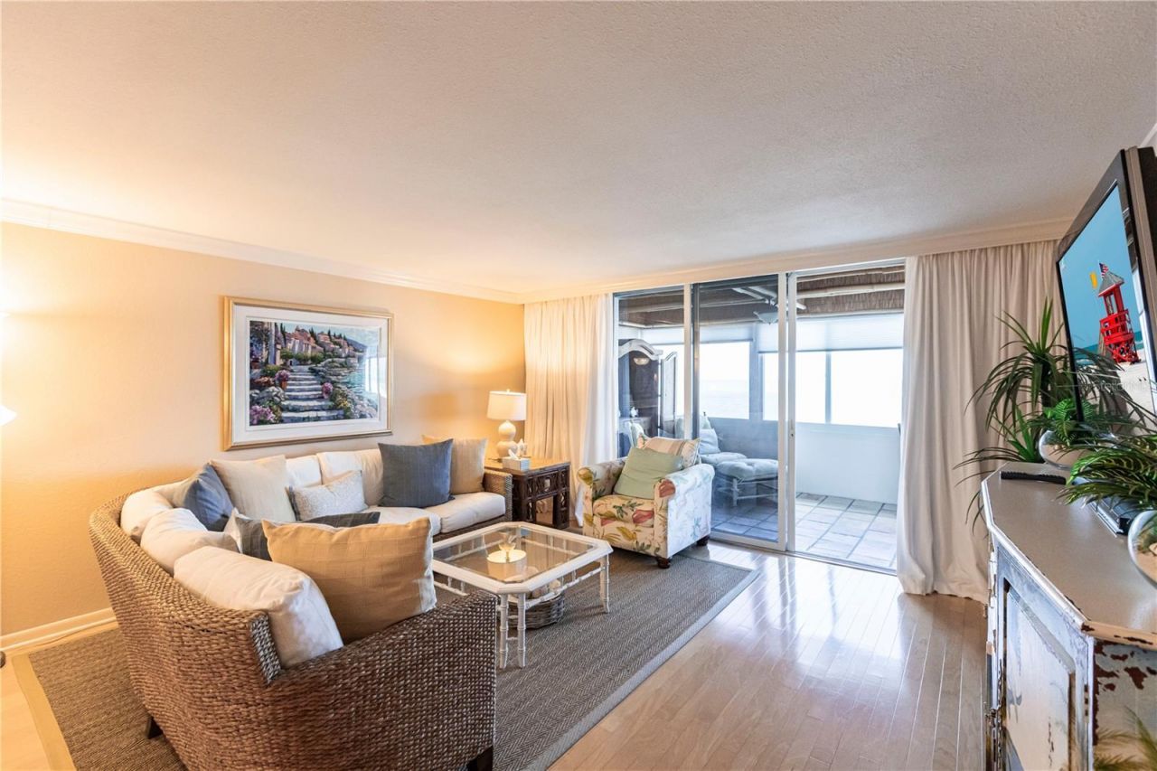 1055 W Peppertree Drive, Unit 703AA, Sarasota, FL 34242 Photo