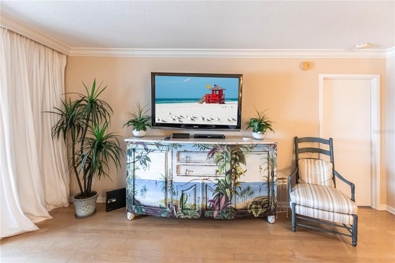 1055 W Peppertree Drive, Unit 703AA, Sarasota, FL 34242 Photo