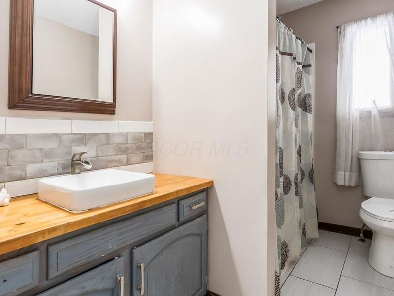 301 N Vernon Avenue, Newark, OH 43055 Photo 22