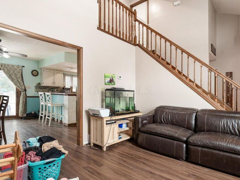 301 N Vernon Avenue, Newark, OH 43055 Photo 8