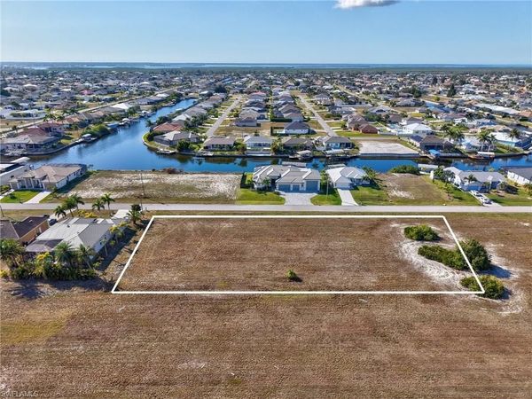 CAPE CORAL, FL 33993