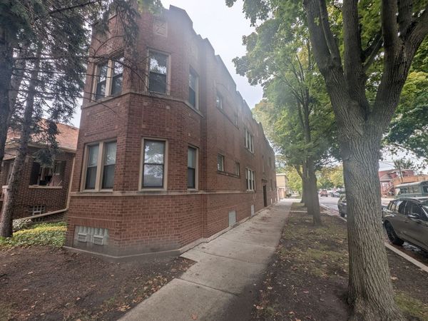 5820 W Berteau Avenue, Unit 2, Chicago, IL 60634