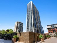 1560 N Sandburg Terrace, Chicago, IL 60610 primary photo