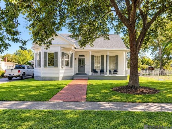 1030 2nd St, Morgan City, LA 70380