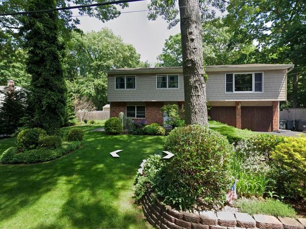 61 Pine Drive, Nesconset, NY 11767