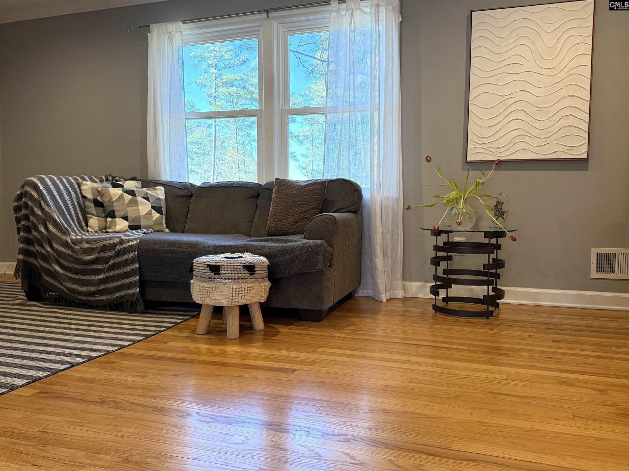 6033 Robinwood Road Photo 15