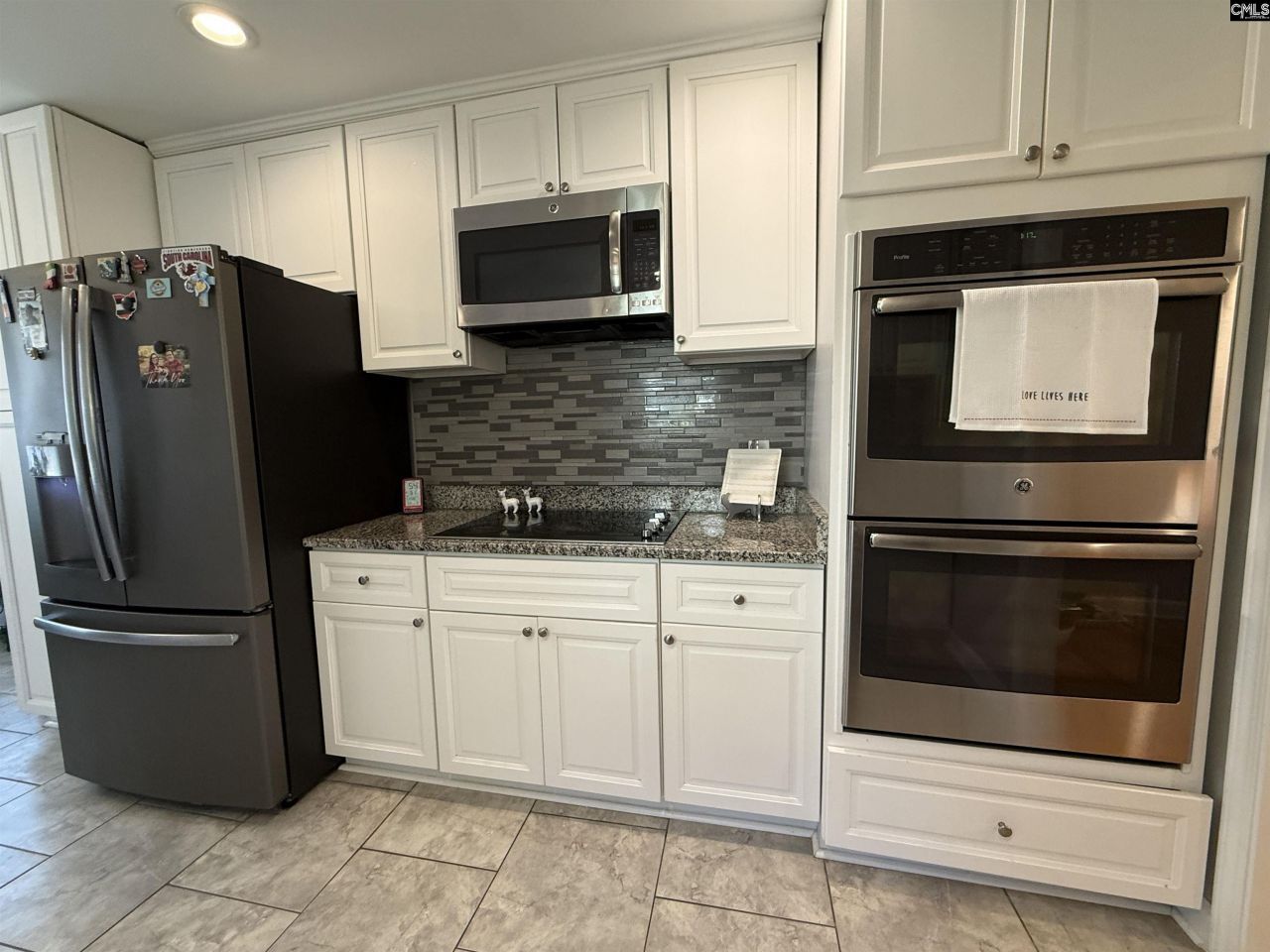 6033 Robinwood Road  Photo 18