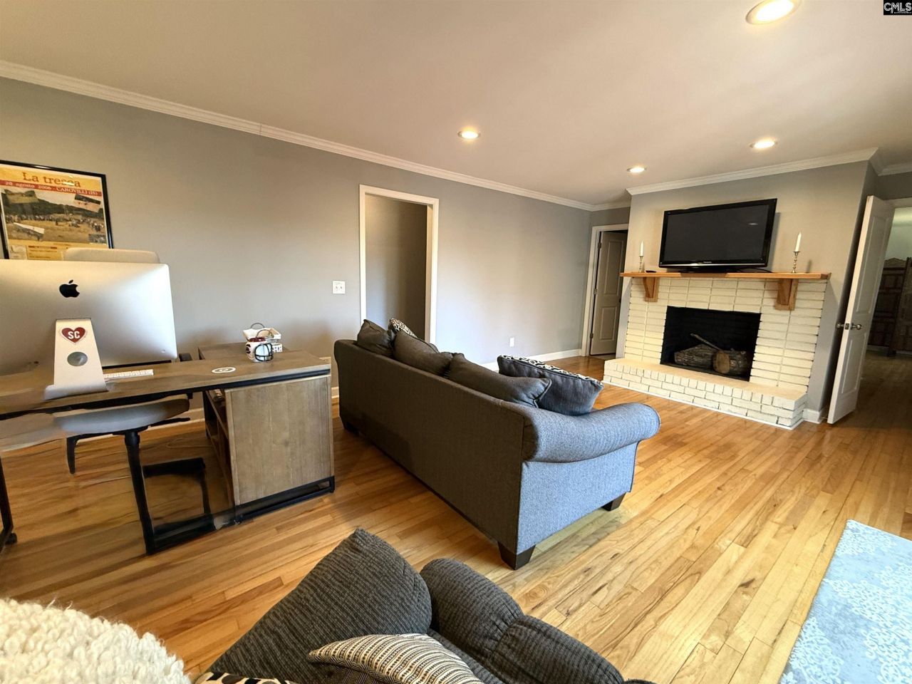 6033 Robinwood Road Photo 38