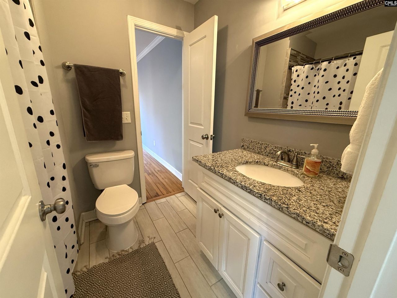 6033 Robinwood Road Photo 44