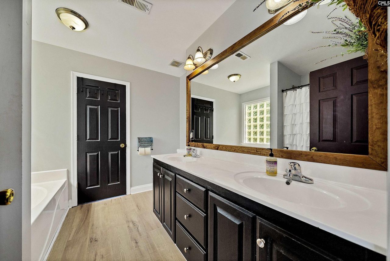 7 Mint Court Photo 22