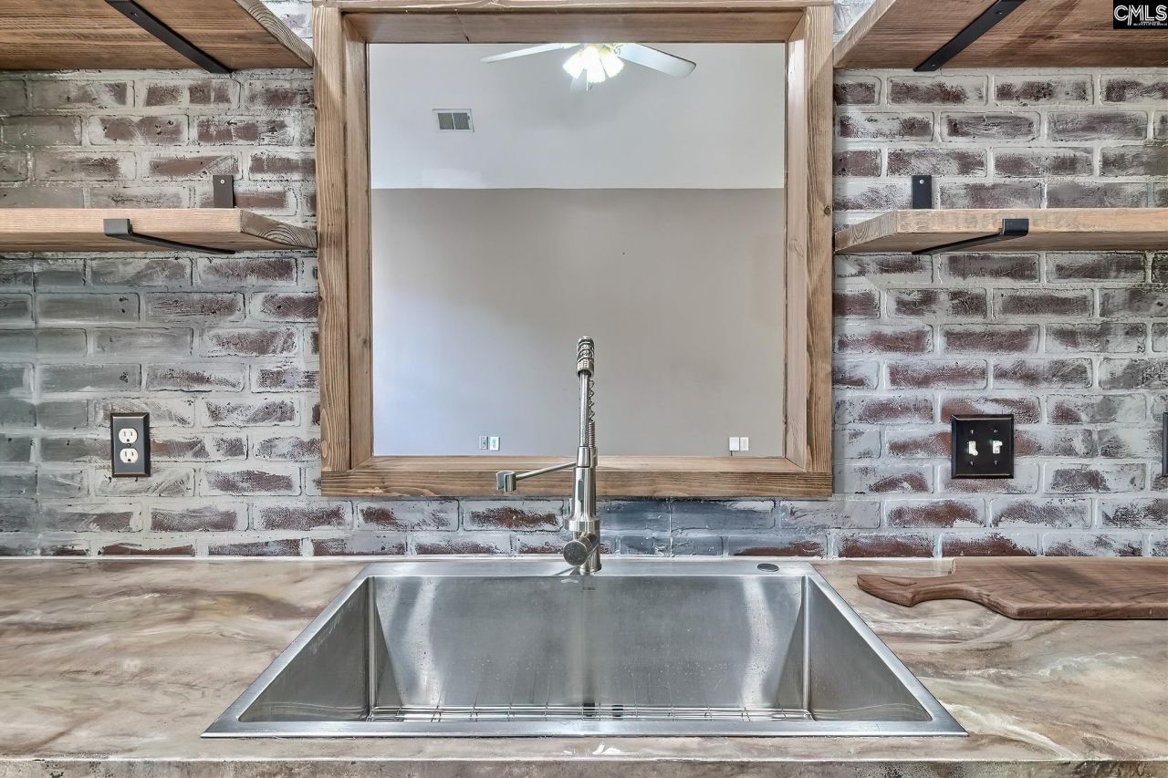 7 Mint Court Photo 53