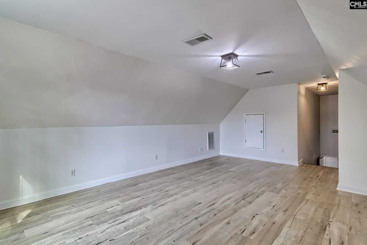 7 Mint Court Photo 69