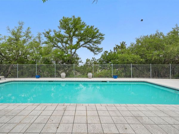 1011 Ridge Point DR, Marble Falls, TX 78654