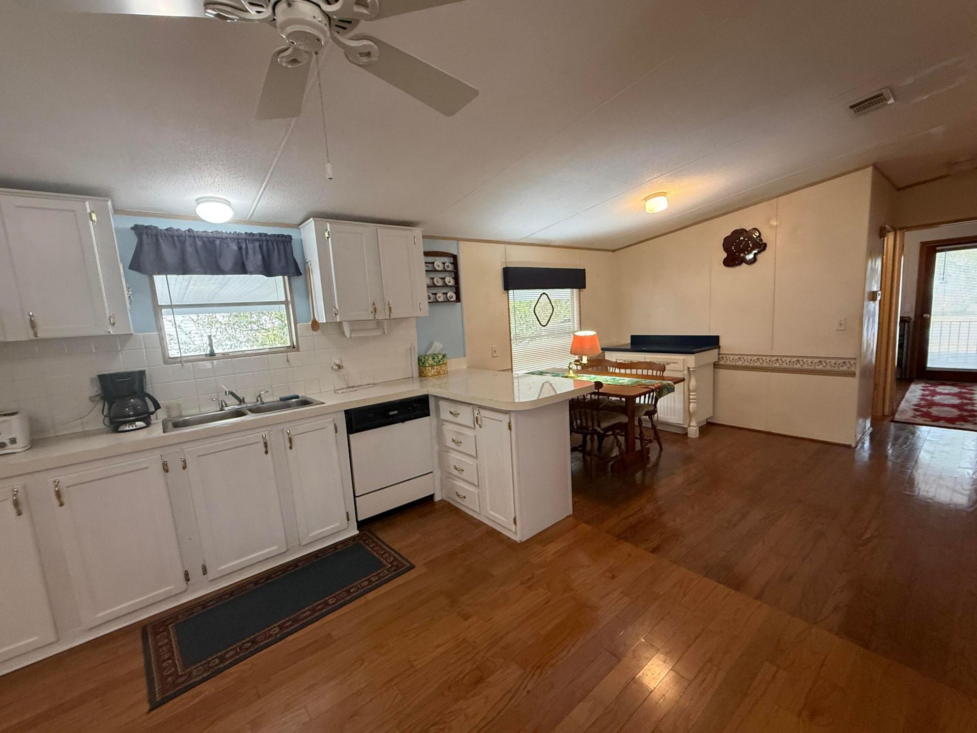 8508 SE Swan Avenue, Hobe Sound, FL 33455 Photo