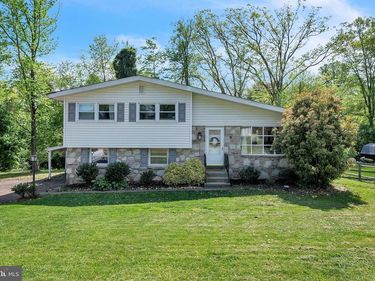 28 PENNLYN ROAD, CHURCHVILLE, PA 18966