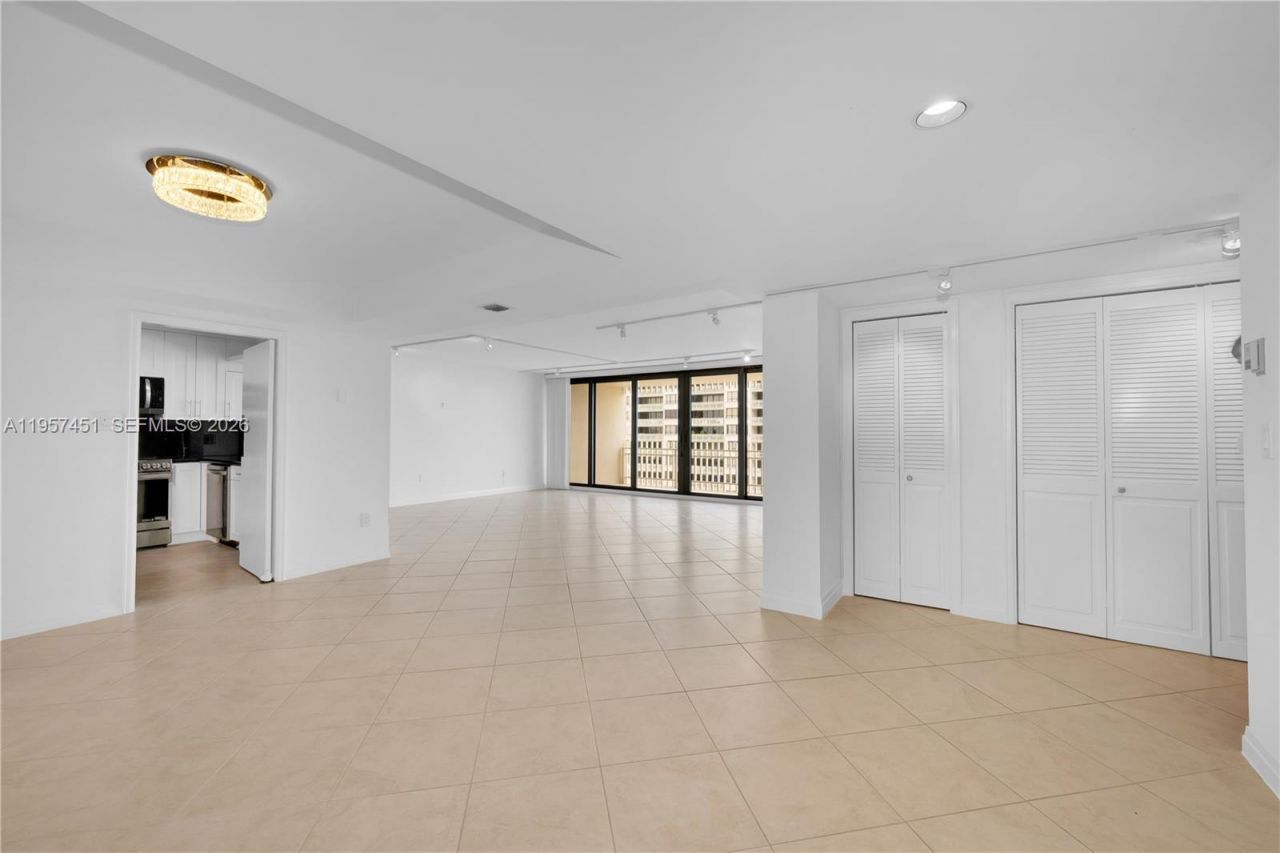 2 Grove Isle Dr, Unit B907, Miami, FL 33133 Photo