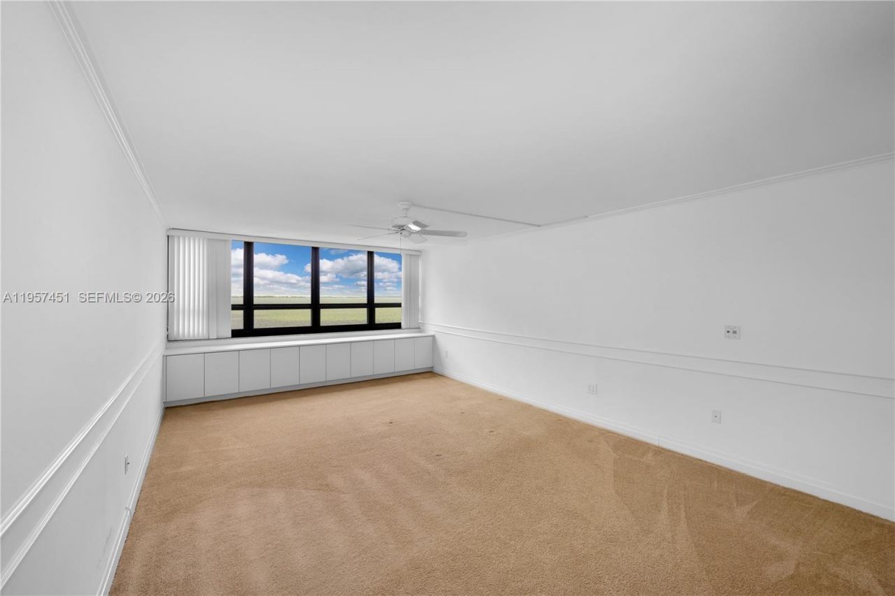 2 Grove Isle Dr, Unit B907, Miami, FL 33133 Photo