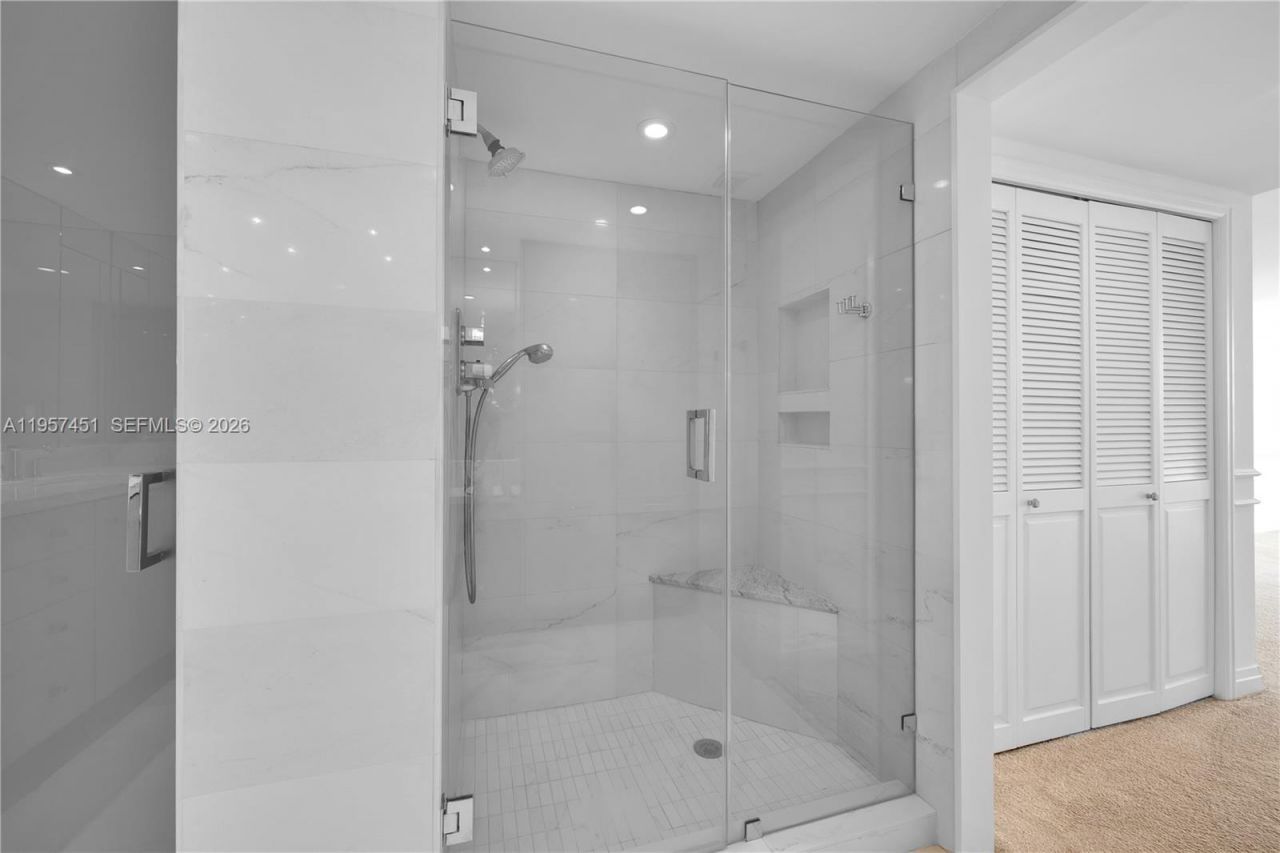 2 Grove Isle Dr, Unit B907, Miami, FL 33133 Photo