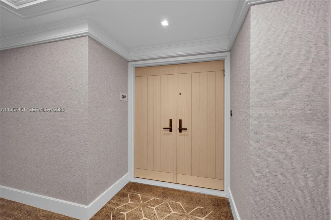 2 Grove Isle Dr, Unit B907, Miami, FL 33133 Photo