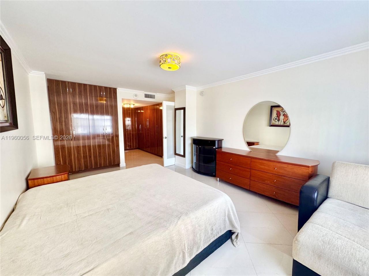 230 174th St, Unit 507, Sunny Isles Beach, FL 33160 Photo